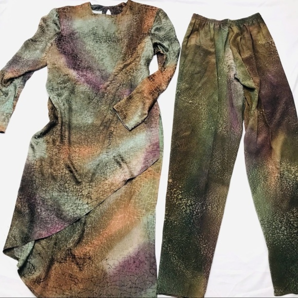 Kay Chapman Art to Wear Dress Blouse pants set
 medium measurements in photos
